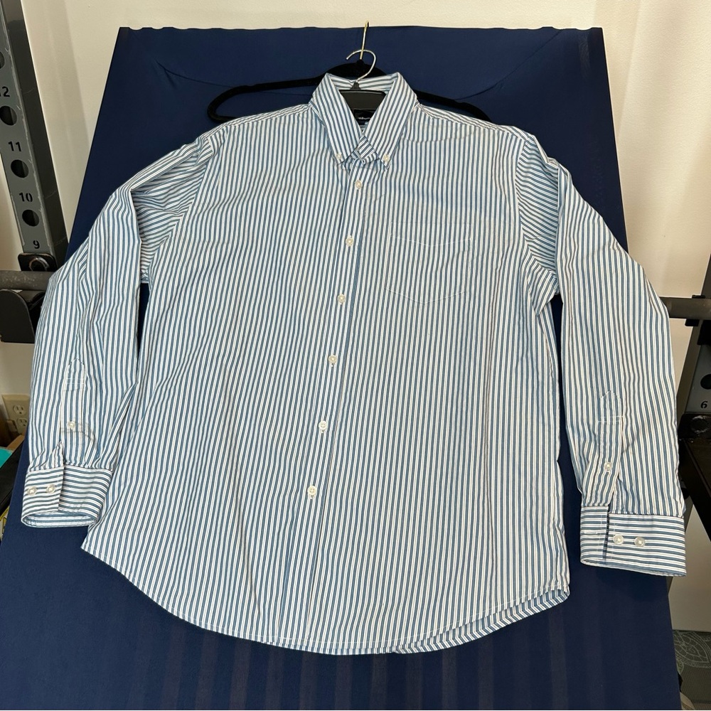 Croft & Barrow Men's‎ Blue And White Striped Shirt, Size L